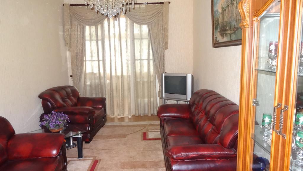 Apartment Vake-Saburtalo ティビリシ エクステリア 写真