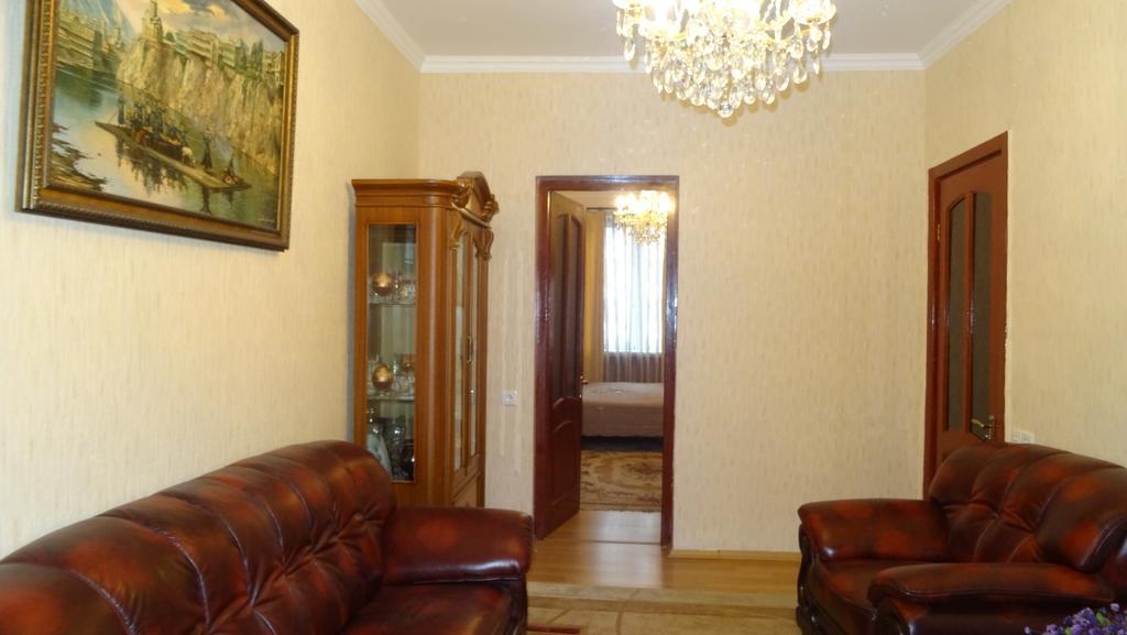 Apartment Vake-Saburtalo ティビリシ エクステリア 写真