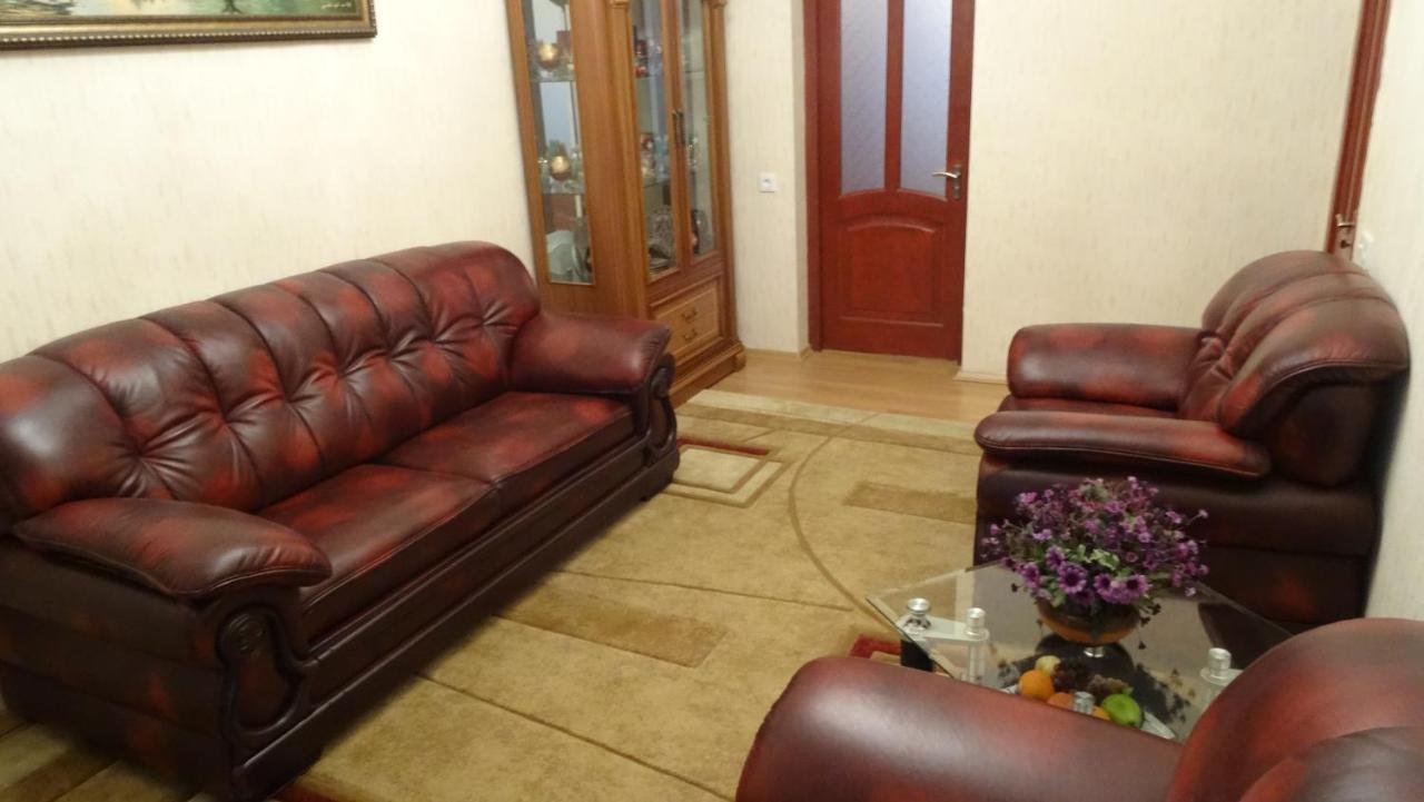Apartment Vake-Saburtalo ティビリシ エクステリア 写真